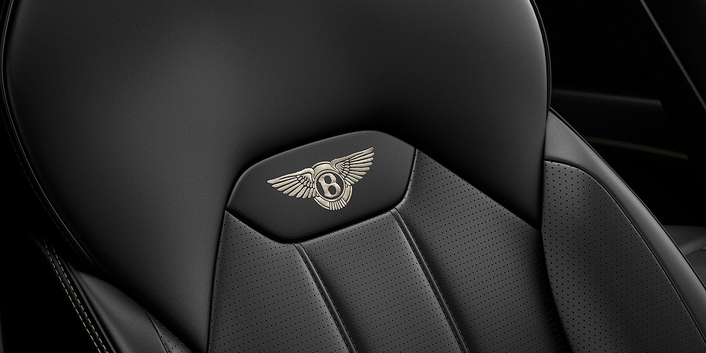 Bentley Doha Bentley Bentayga seat with detailed Linen coloured contrast stitching on Beluga black coloured hide.